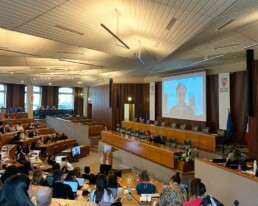 Photo de la salle de conf&eacute;rence du colloque